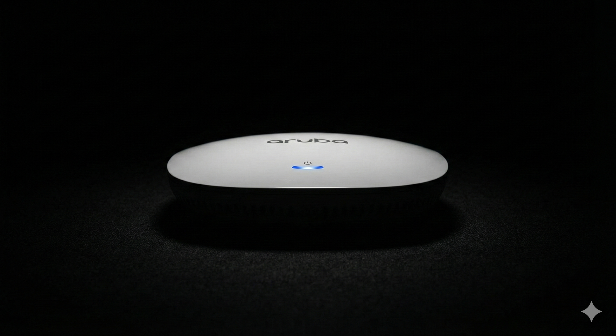 לגזור את הכבלים: למה המשרד הבא שלכם צריך להיות 100% אלחוטי (והסוד לרשת יציבה באמת)